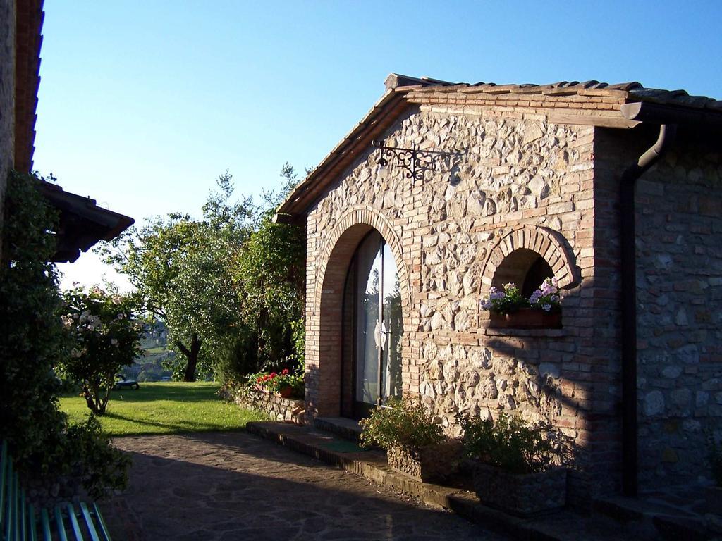 Poggetto Di Montese Apartment Сан Джиминяно Стая снимка