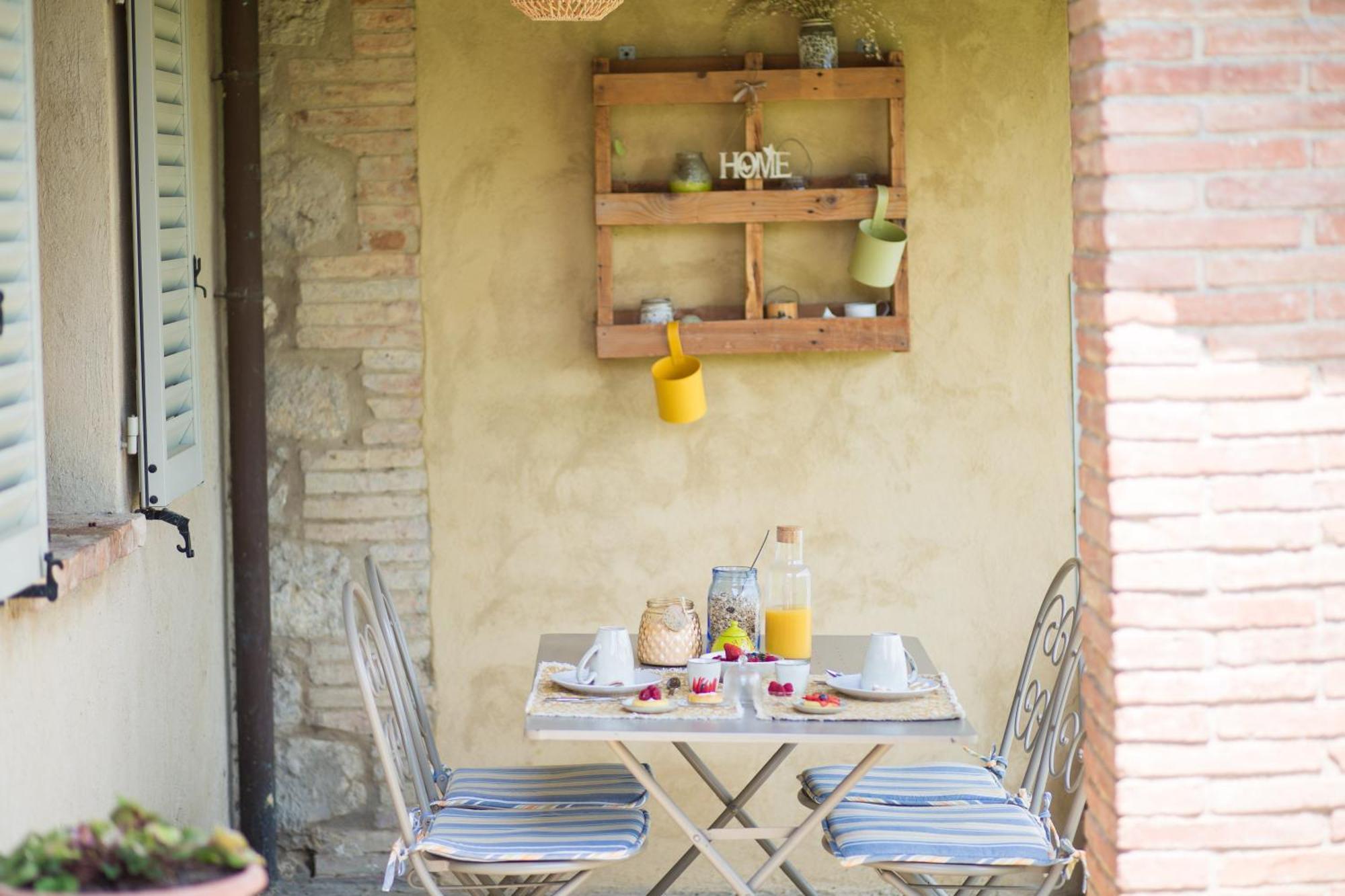 Poggetto Di Montese Apartment Сан Джиминяно Екстериор снимка