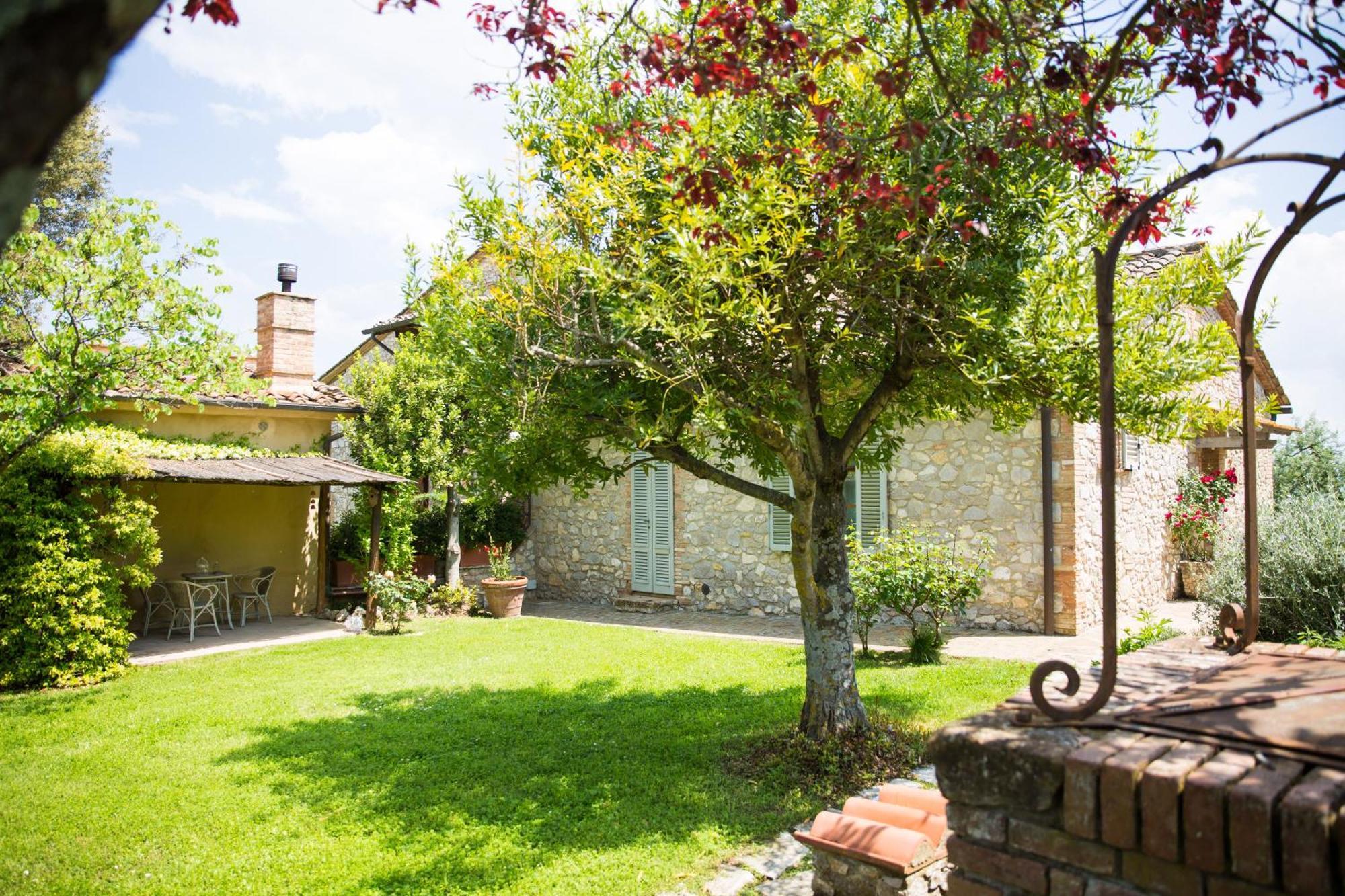 Poggetto Di Montese Apartment Сан Джиминяно Екстериор снимка